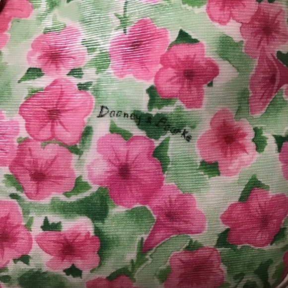 (1373) Dooney petunia floral spring satchel vintage pattern🌸🌸🌸 - Picture 14 of 16